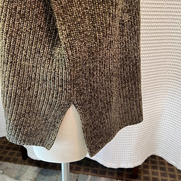 DG2 Olive Supersoft Drop Shoulder Sweater. Size 1X. NWT. Back longer than front - Picture 2 of 7